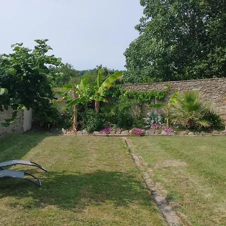 Les Lauriers, Dolphin Holiday home